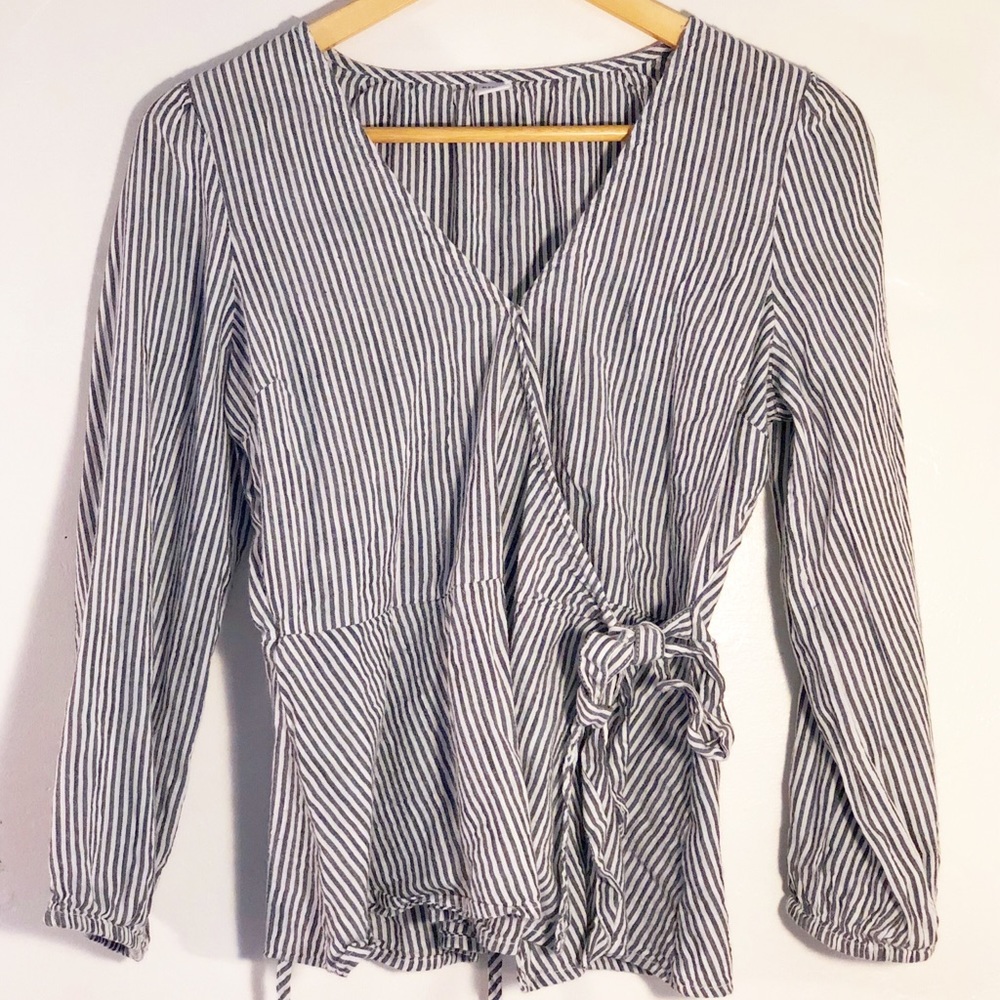 Old Navy Striped Tie-Waist Top